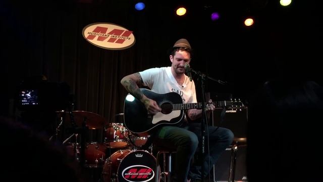 Frank Turner - Cover Meatloaf's Bat Out of Hell смотреть онлайн