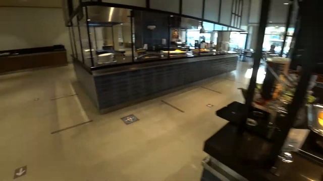 Завтрак в Wave Resort смотреть онлайн