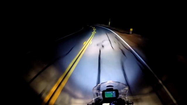 Riding at night with dual ADVMonster Model 60 LEDs (3600 Lumens Each) смотреть онлайн