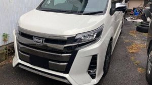 Toyota Noah авто из Японии такой мы не видели