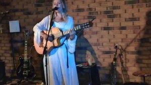 17. Таис Логвиненко «Мама нарисуй»