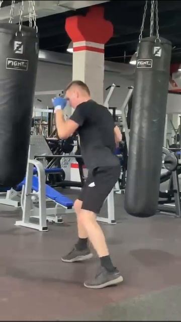 Бокс. На мешке... смотреть онлайн