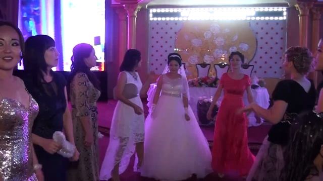 Заман тобы абат ресторанында смотреть онлайн