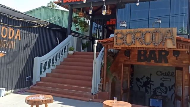 Кафе-бар Boroda на Фукуоке смотреть онлайн