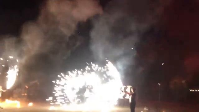 Салют - загородный клуб Александръ смотреть онлайн