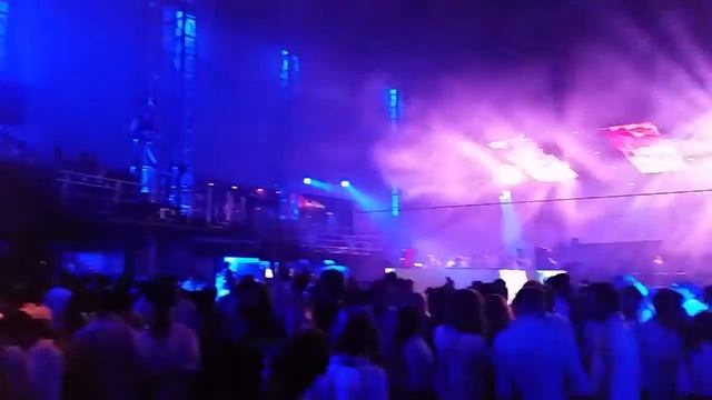 Очень Важная Ибица, клуб Privilege, 29 апреля 2015 смотреть онлайн