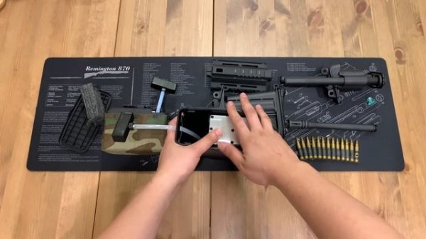 【Airsoft ＃147】The World First VFC M249 SAW GBB！| 美軍三軍制式班用機槍！