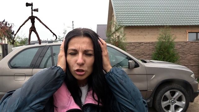 СИРЕНОГОЛОВЫЙ снова НАПАЛ. ТОЛИК и ЛЕНА спасают СЕРГЕЯ и ЮЛЮ от СЕРЕНОГОЛОВОГО // Siren Head Horror