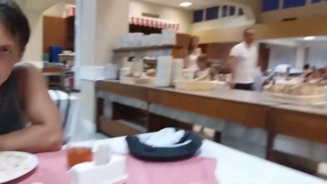 Ужин в столовке санатория. смотреть онлайн