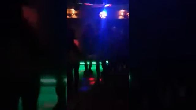 Зажигаю в московском кафе смотреть онлайн