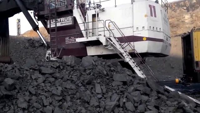 Экскаватор Bucyrus RH 200 Yeristovo mining смотреть онлайн