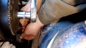 замена ролика грм не сбивая метки грм на  автомобиле замена ролика грм не снимая ремня грм