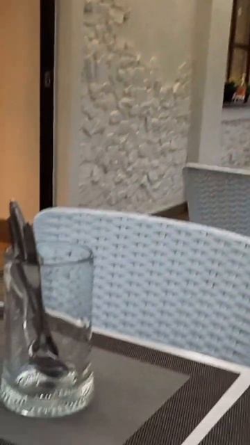 Уютное кафе..🌹Вкусный кофе..🍮.Любимая музыка... смотреть онлайн