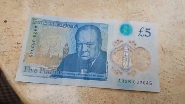 30 июля 2018. ЛОНДОН. СИЖУ В УЛИЧНОМ КАФЕ НА BAYSWATER ROAD смотреть онлайн