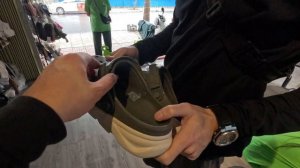 Стоматология во Вьетнаме. Цены на продукты. Завтрак в интересном кафе. Визаран в Лаос на слипбасе.