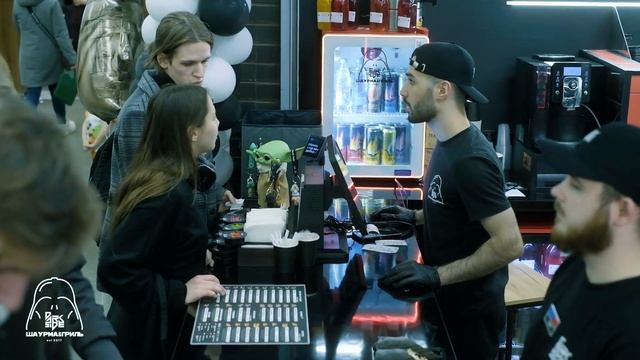 Вейдер открывает кафе смотреть онлайн