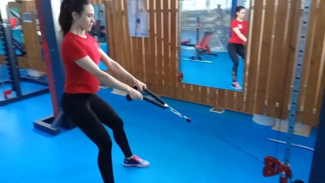 Занятия на тренажерах в спортивном комплексе "Первый" (Барнаул) смотреть онлайн