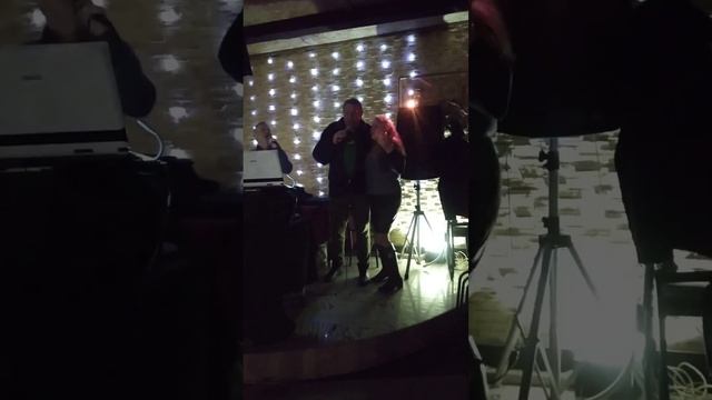 Песня 🎤 Любочки с директором кафе МонтеКр.🎶 смотреть онлайн