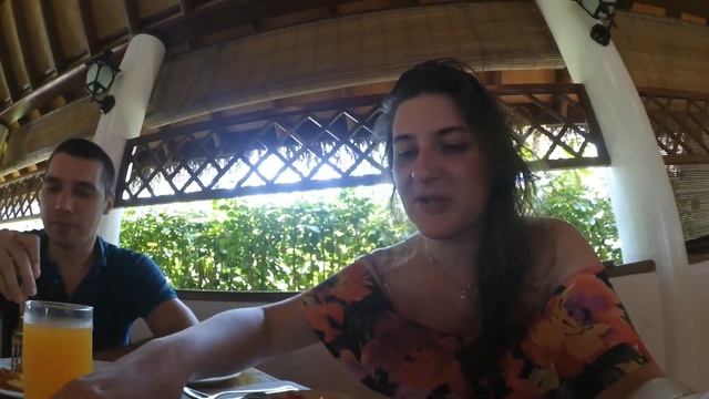 Малдиви, Шнорхелинг и рожден ден на остров Фихалхохи, Ден 3 смотреть онлайн