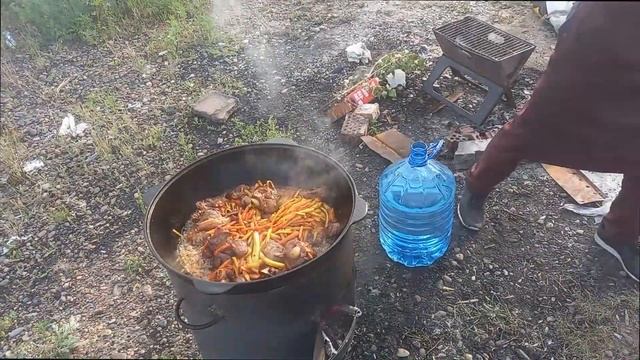 Ташкентский чайханский плов в Красноярске | Tashkent teahouse's pilaf in Krasnoyarsk смотреть онлайн