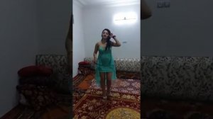 Ракси духтари Точик