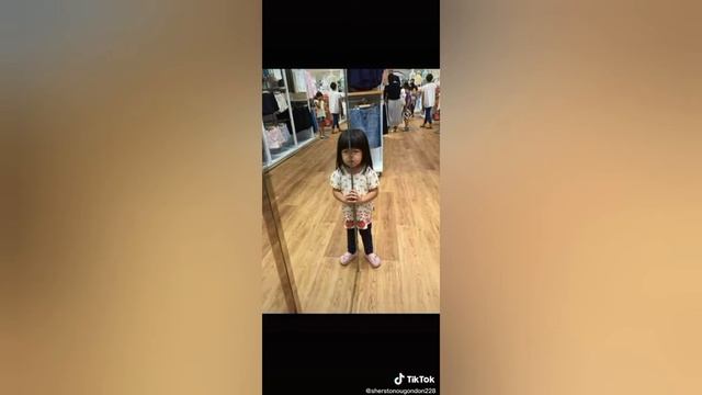 Топ подборка смешных видео из тик тока смотреть онлайн