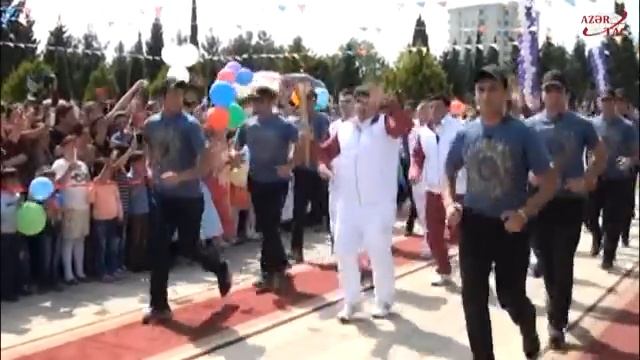 Факел первых Европейских игр встретили в Балакене смотреть онлайн