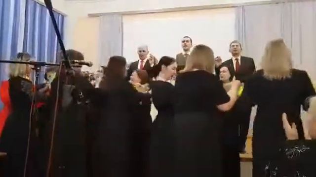 Ха́ва наги́ла / Песня и пляска смотреть онлайн