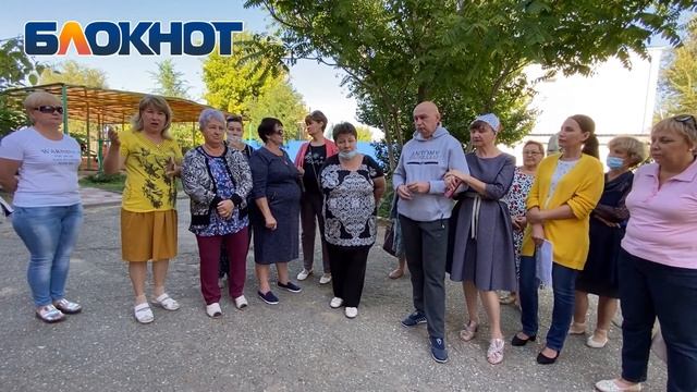 “Нас живых здесь похоронили”: жители Трусово через "Блокнот-Астрахань" обратились к властям смотреть онлайн