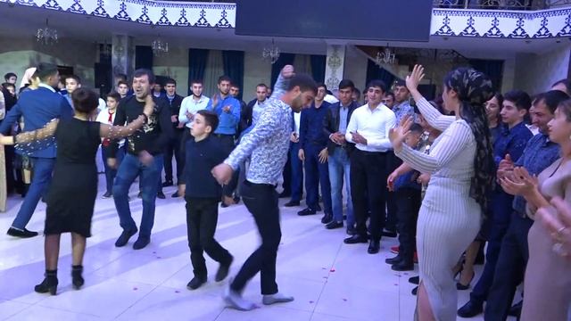 Лезгинка 2020 (Lezginka). поёт Мавлюд Адахамов - танцуют одни из лучших танцоров Кыргызстана смотреть онлайн