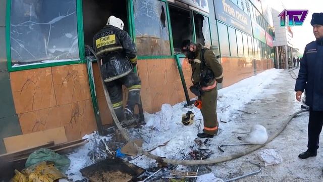 18.01.23. Пожар в ТЦ по Муканова произошел в Петропавловске смотреть онлайн