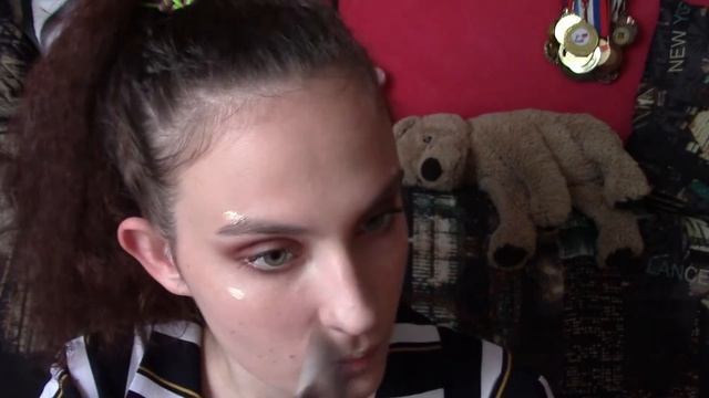 Как я крашусь?\\Макияж не для слабонервных... смотреть онлайн