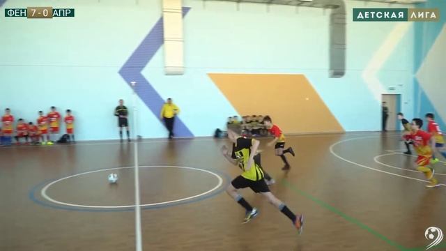 📽 Полный матч Феникс 2010/11 - ФК Апрелевка НМ 2011 смотреть онлайн