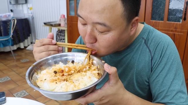 阿强做“冒烤鸭”，千层肚当面吃，吸满汤汁一口下去绝了｜Mukbang【cram阿强】