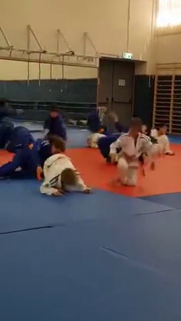 Рома дзюдо смотреть онлайн