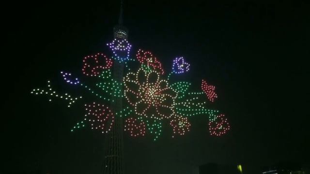 ZEROTECH | Drone Light Show of Amazing Patterns смотреть онлайн