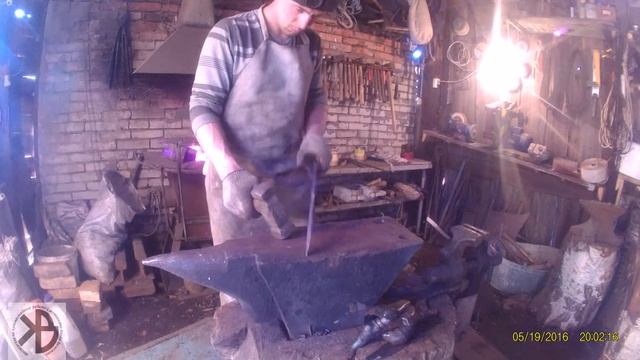 Создание ножа / Creating of the knife by russian blacksmith смотреть онлайн