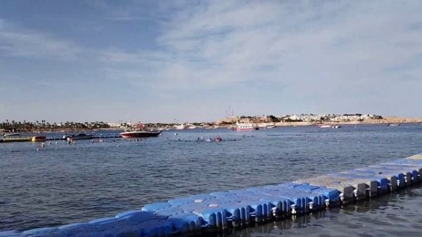 Пляж отеля Cataract Resort, Шарм-эль-шейх.