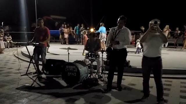 Charlie band на набережной Скадовска смотреть онлайн