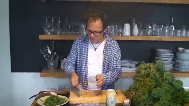 Smørrebrød med grønkål смотреть онлайн