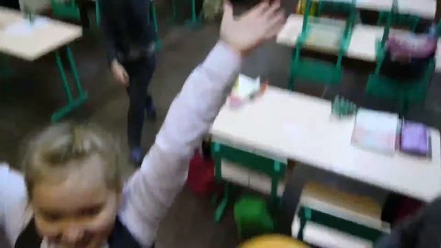 Ура, Лидия Валерьевна приехала! смотреть онлайн