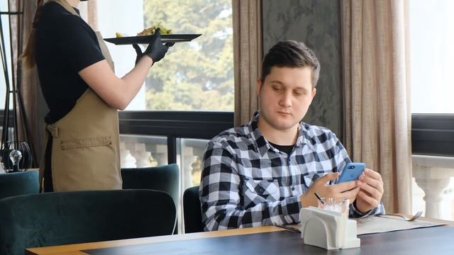 Моя професія - Майстер ресторанного обслуговування |Офіціант ДНЗ "Черкаське вище професійне училище смотреть онлайн