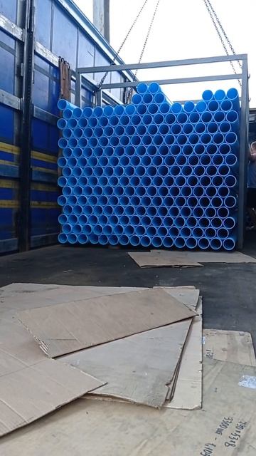 Погрузка обсадных труб пнд и/или нпвх..... быстро и оперативно. смотреть онлайн
