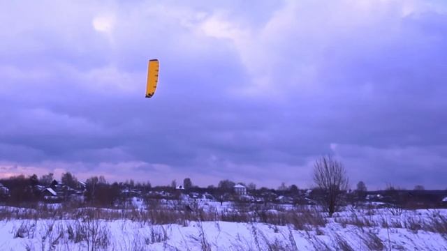 Первые кадры Парафойла Paraavis Smile 3 15м2. Прыжок через дорогу смотреть онлайн