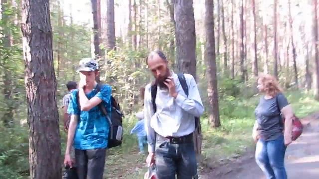 15.08.2019 Прогулка в парк Лесоводов России / Идем по лесу и общаемся...и Света с Зоей с нами