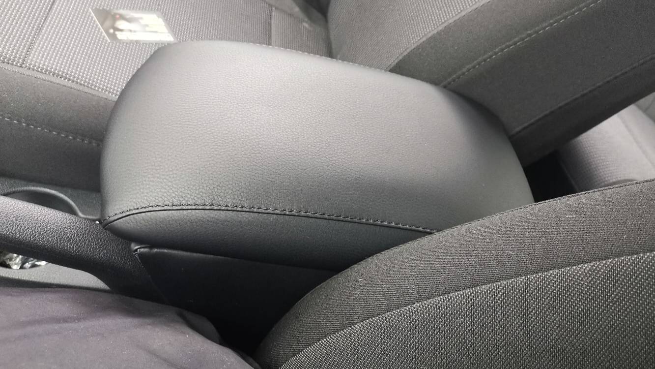 Подлокотник Хёндай Солярис 2 2020 Hyundai Solaris 2 2020 УСТАНОВКА смотреть онлайн