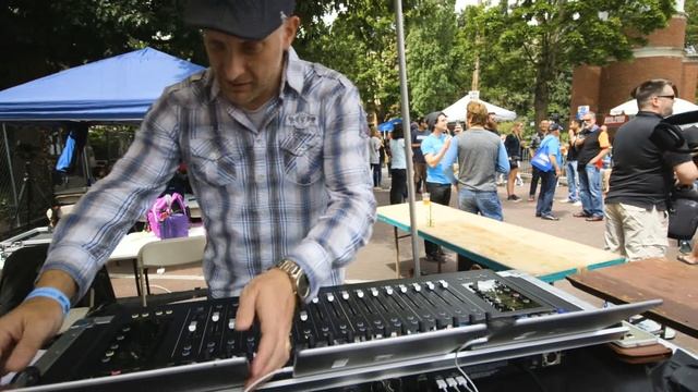 EAW Radius Loudspeakers at Ballard SeafoodFest смотреть онлайн