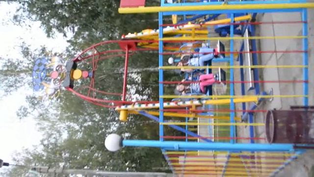 #катаемся#парк#клоун смотреть онлайн