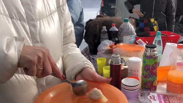 Всех с праздником. Отдых на природе. смотреть онлайн