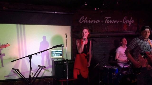 BANANA SPLIT - One more time 20.05 Сhina-Town-Cafe смотреть онлайн